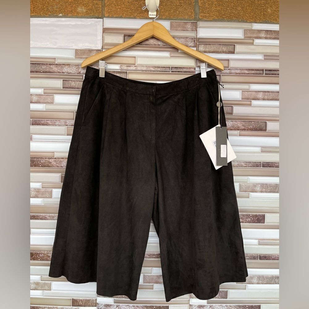 DROME knee length suede shorts size Large